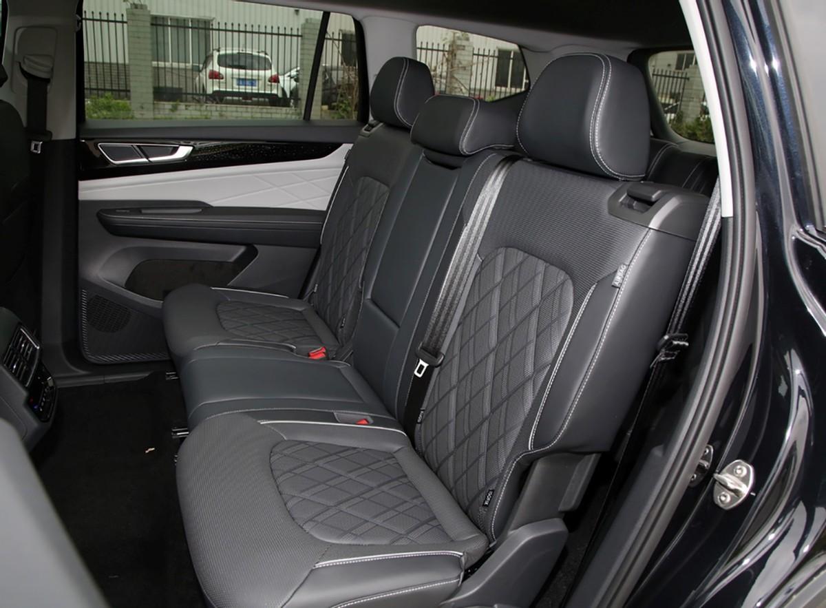 25万买2.0T中大型SUV 上汽大众途昂家族官降后值不值?