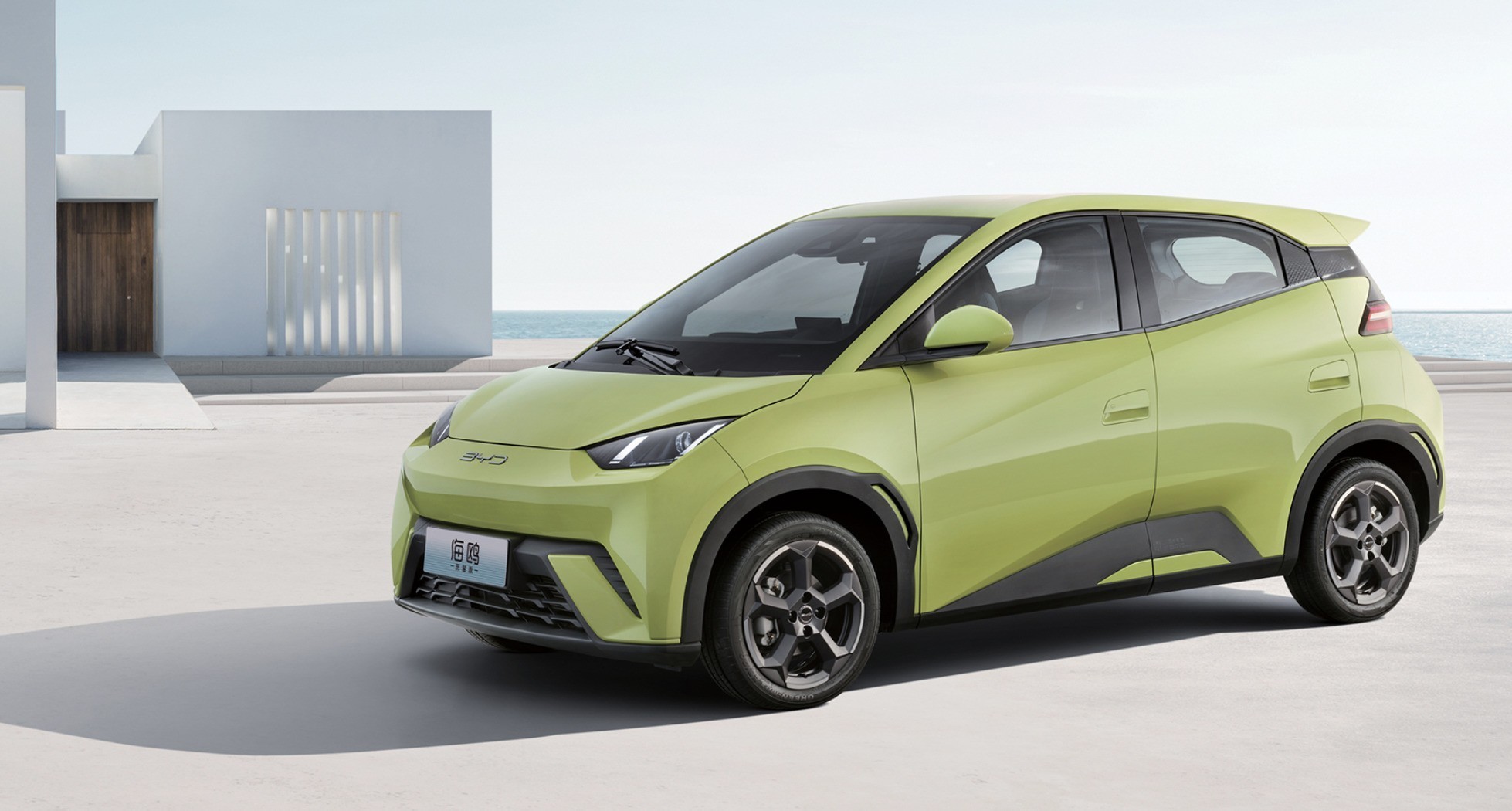 每日车圈新鲜事:特斯拉0息购延长时间|比亚迪海鸥来了|宋 DM-i内饰首发