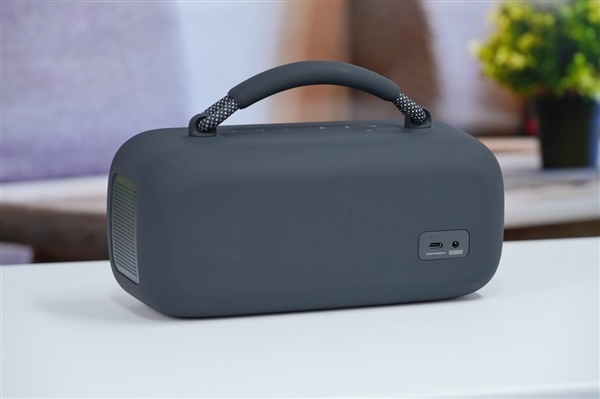一次充电畅听20小时!Bose SoundLink Max手提音箱图赏