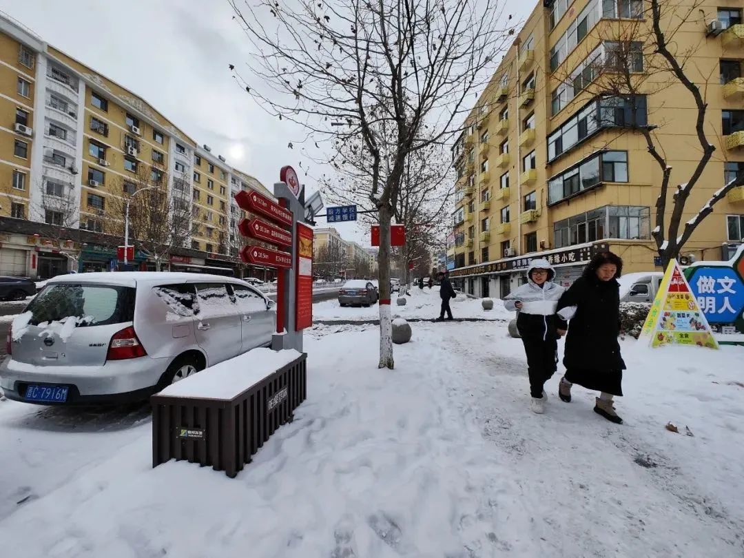 2024年2月21日，暴雪后的阳泉街头/图源：视觉中国