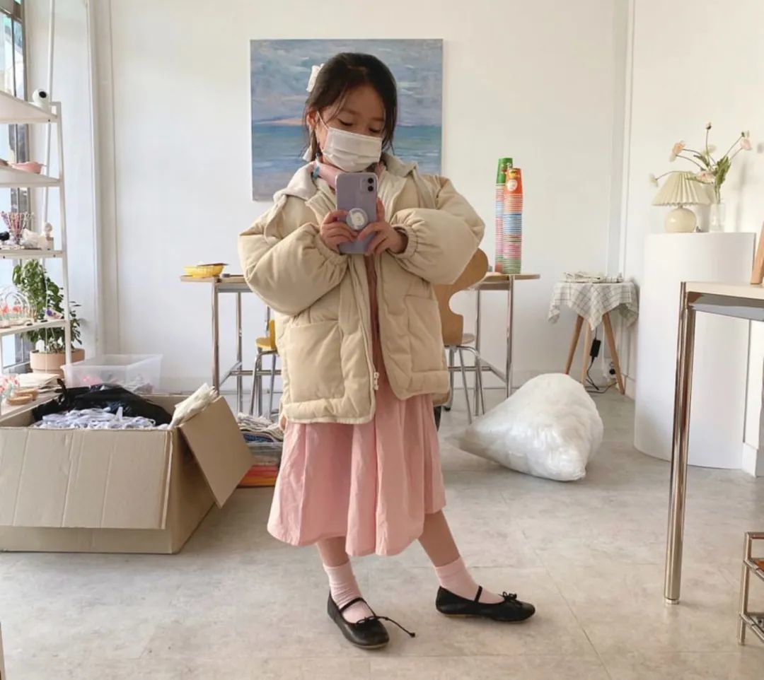 还记得表情包里的权律二吗？这是长残了？