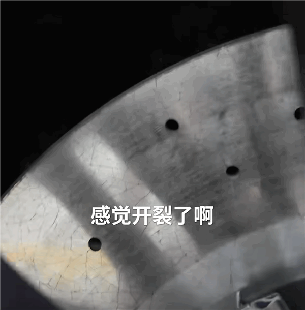 仰望U9赛谈风火轮引关怀 仰望总司理揭秘：是咱们自研的碳陶刹车盘