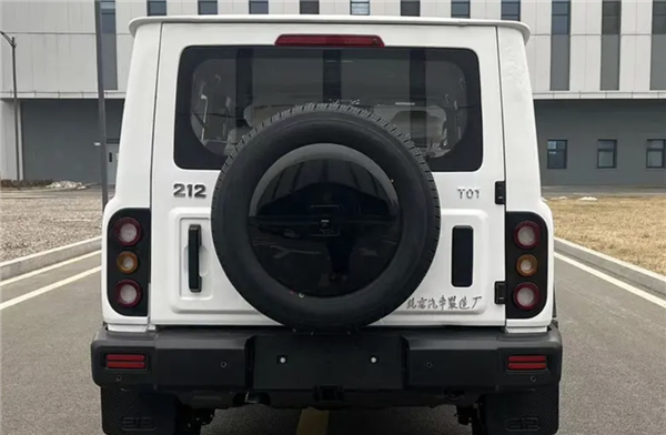 国产硬派越野开山鼻祖!北汽制造新212官宣:6月6日发布