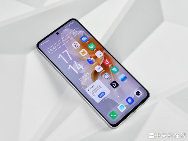 vivo S18e全面评测:2099元起,这可能是最低门槛体验蓝厂人像的手机了