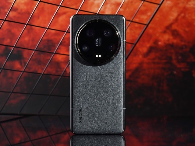 小米14系列价格参数对比,价格差3000元到底应该怎么选?