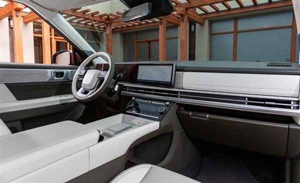 复古方盒子造型很独特!新一代北京现代胜达上市定档