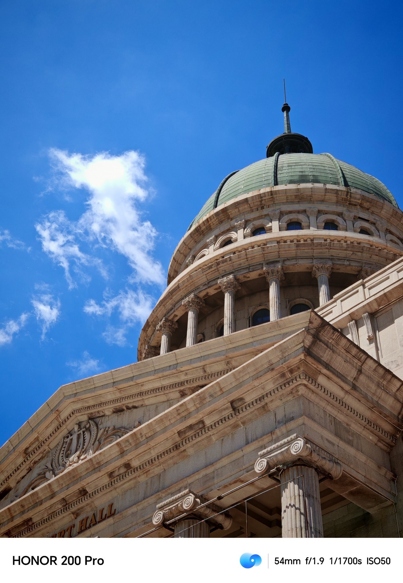 用AI重构手机人像摄影 荣耀200 Pro上手体验