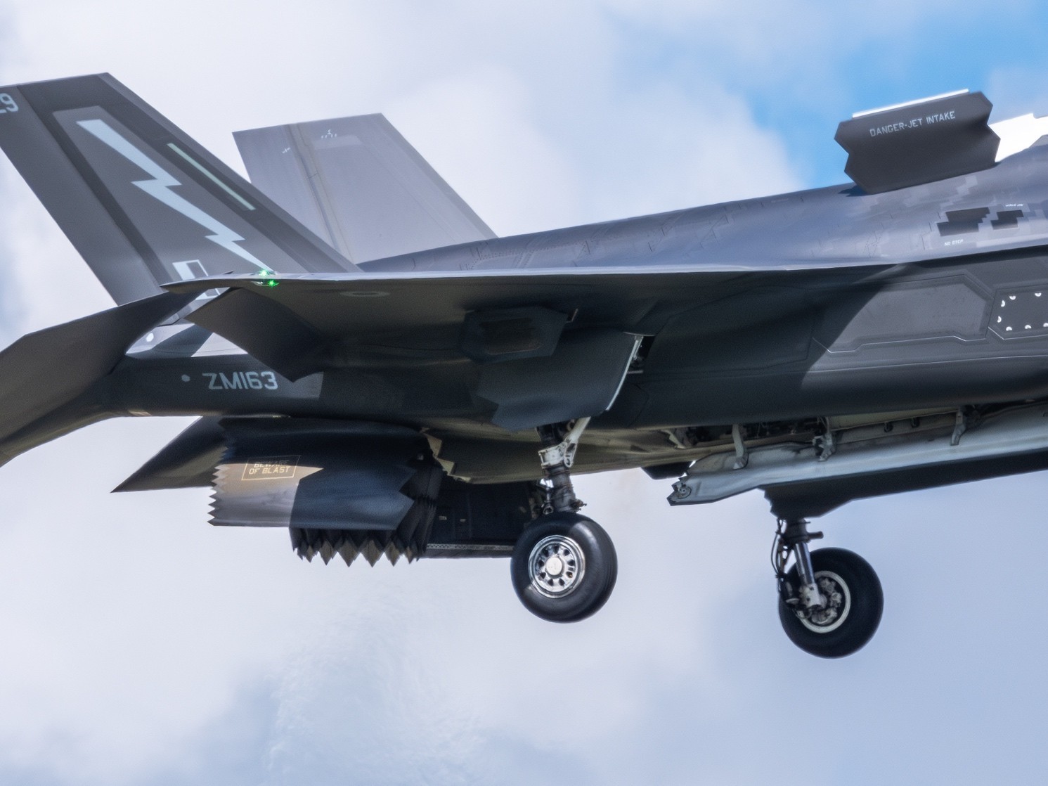 一亿像素的航空魅力 富士GFX100II与GF500mm F5.6记录英国RIAT与范堡罗航展