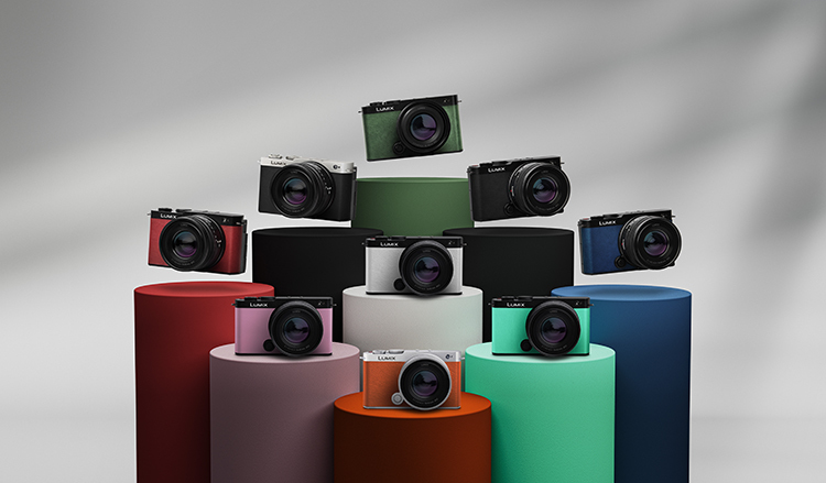 LUMIX_S9_9_GROUP-1.jpg