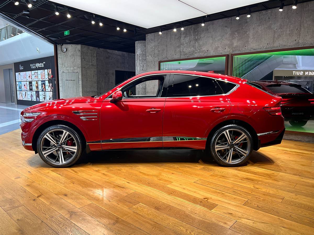 如何说服新贵们购买一台捷尼赛思?试试这款GV80轿跑