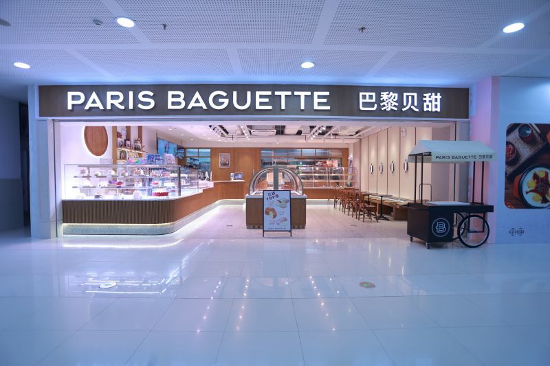 https://x0.ifengimg.com/res/2024/4758DDA21F1FDC09F2F56595F8FC67F23A6ED2E2_size67_w800_h533.jpg