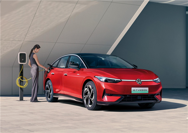 合资品牌电车销量冠军!上汽大众2023年新能源销量超13万台