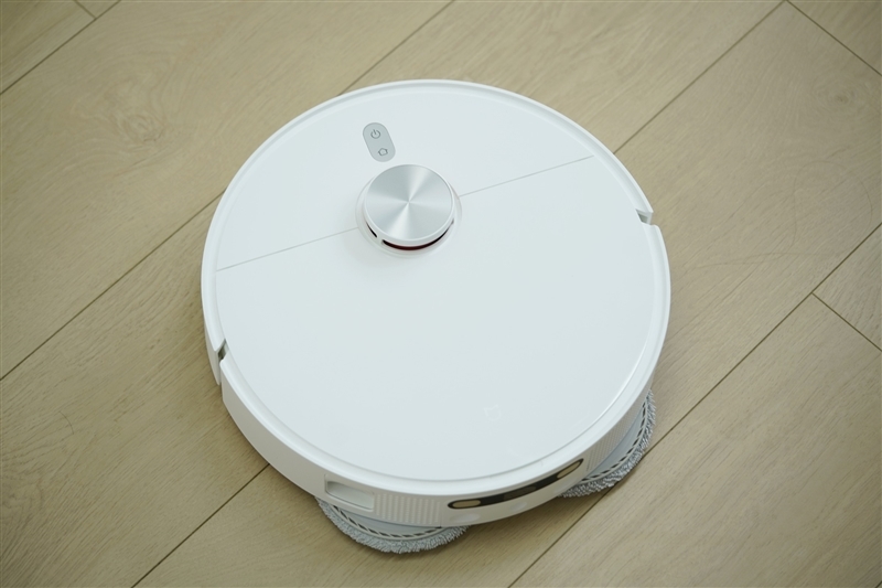 万帕吸力亲民价位 米家扫拖机器人M40评测:高性价比懒人清洁神器