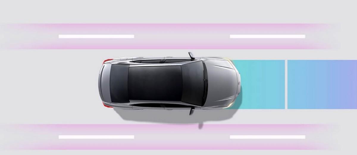 老对手重逢 迈腾对比凯美瑞 合资中型车还值得买吗?