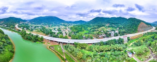 中国最美沿边公路!国道G219防城峒中至东兴公路建成通车
