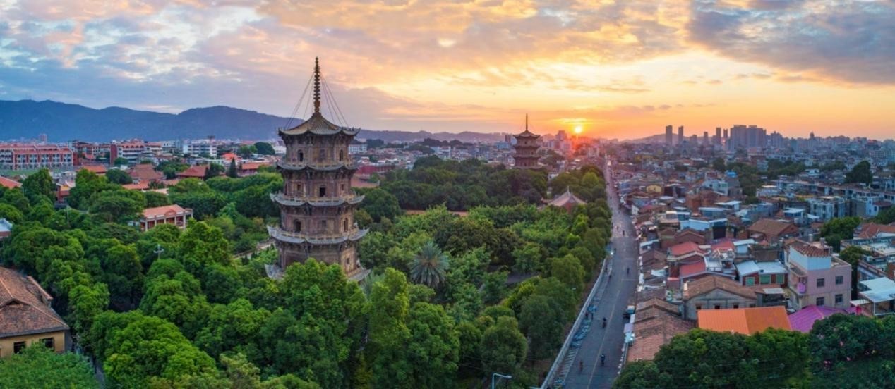 泉州开元寺东西塔。泉州市委宣传部 供图