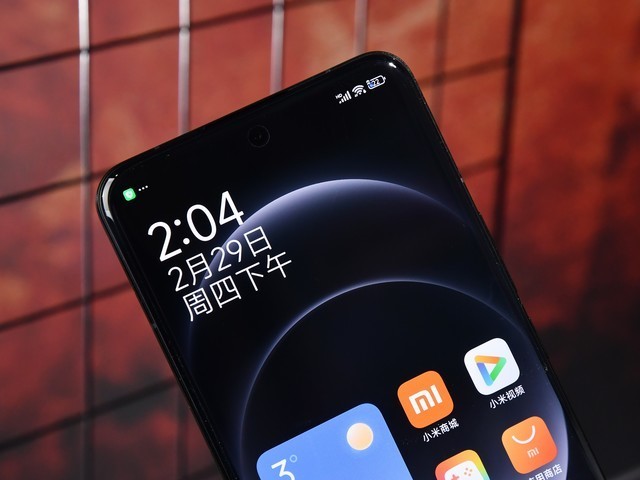 小米14系列价格参数对比,价格差3000元到底应该怎么选?