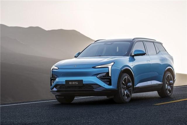 去年亏了将近120亿,恒大没有放弃造车:有足够资金撑12个月_凤凰网汽车