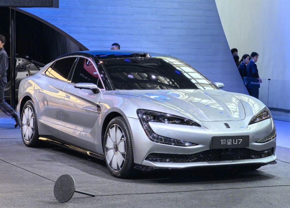 北京车展富人座驾盘点:最低约50万元,很多自主车在对标“78S”