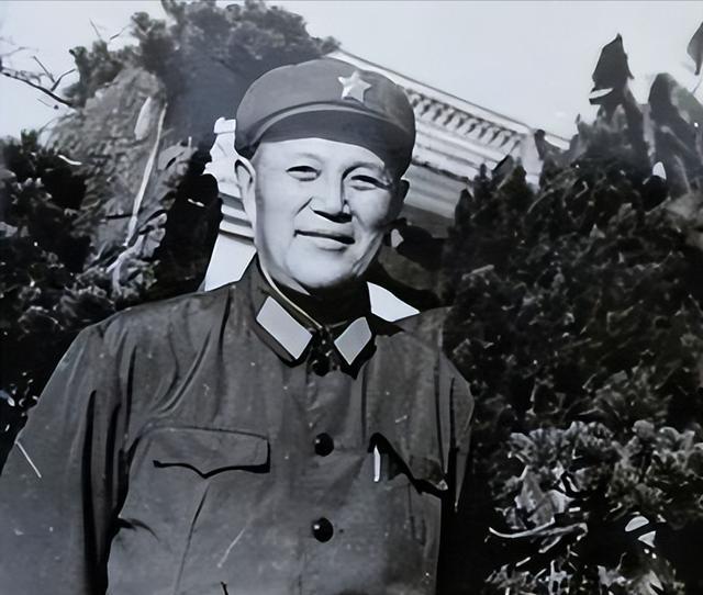 张力雄