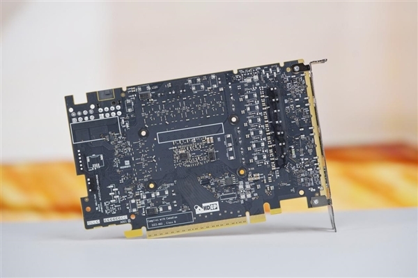 新一代甜品卡!傲世征途Intel锐炫B580显卡图赏