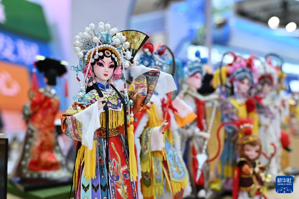 新华全媒+·2024服贸会丨服贸会上的文旅新体验_凤凰网