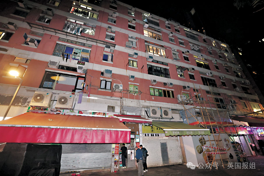 香港恐怖双婴尸案开审!玻璃瓶装两男婴尸体,封存渗出诡异黑水…