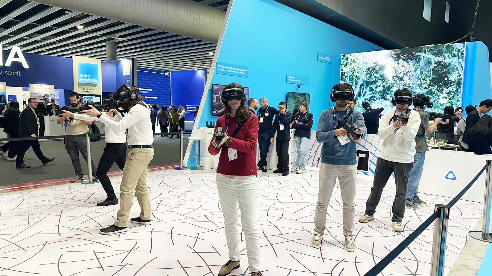 HTC VIVE MWC展会现场-4.jpg