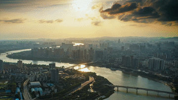 （三部曲）向海图强 &middot; 智造篇|广西向“新”发力 竞逐新质生产力