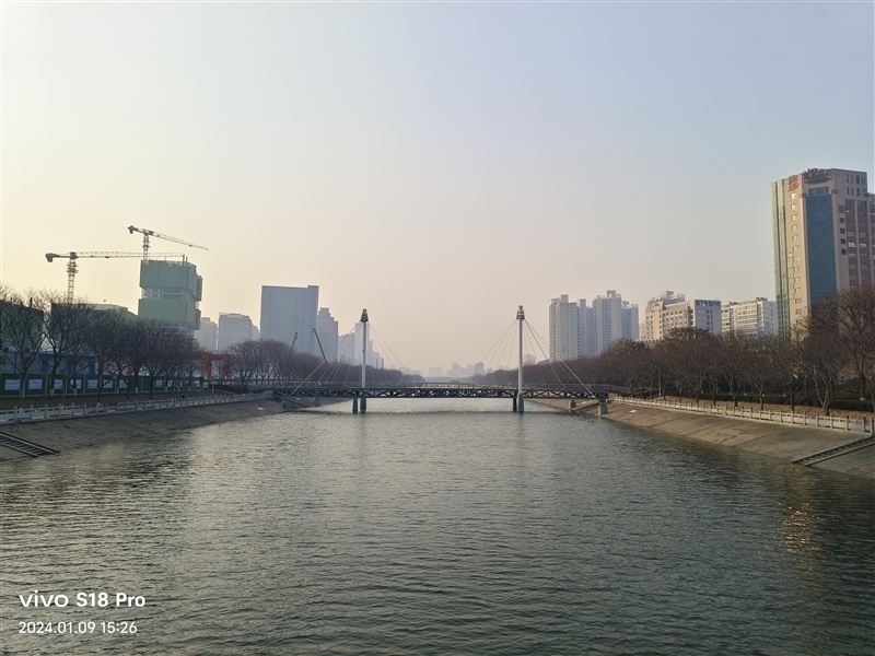 打破人像手机性能边界!vivo S18 Pro评测:不仅拍人好 玩游戏更出色