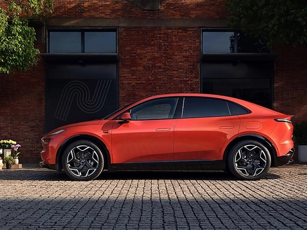 支持租赁电池 蔚来子品牌乐道L60黑色版曝光:可闭眼买的颜色