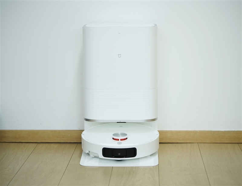 万帕吸力亲民价位 米家扫拖机器人M40评测:高性价比懒人清洁神器