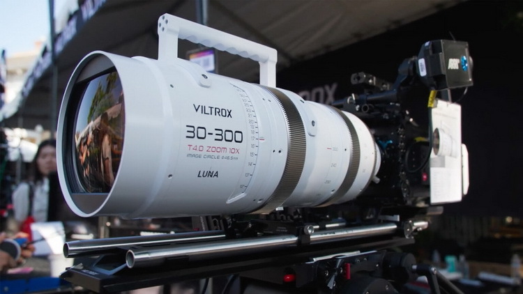 VILTROX-LUNA-30-300mm-Cine-Gear-2024-left-side-1536x864.jpeg