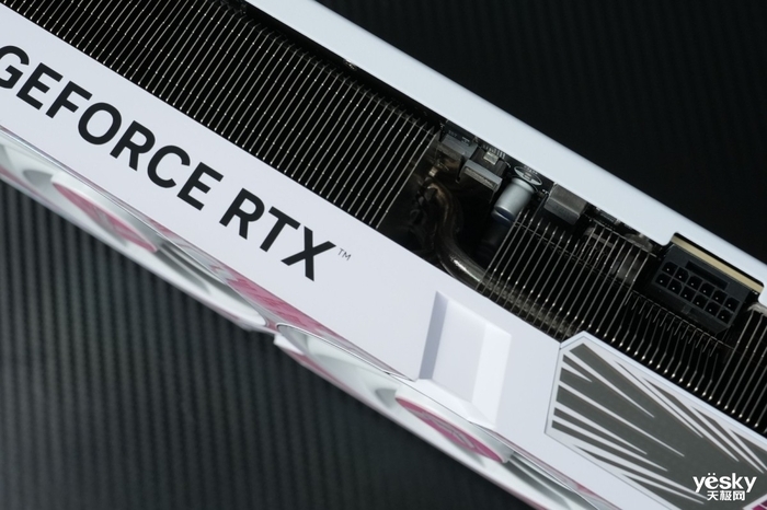 七彩虹 iGame GeForce RTX 4080 SUPER Ultra W OC 评测:无愧SUPER之名