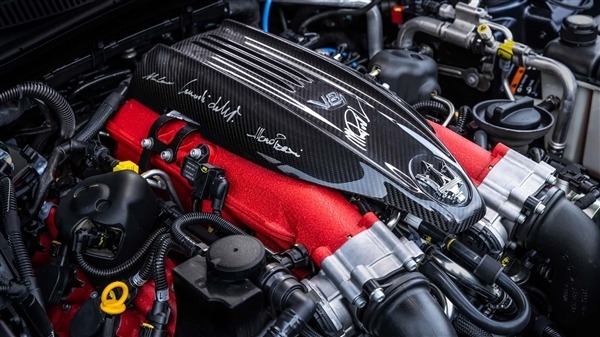 没有声浪还买吗 最后一台玛莎拉蒂总裁交付:V8时代结束