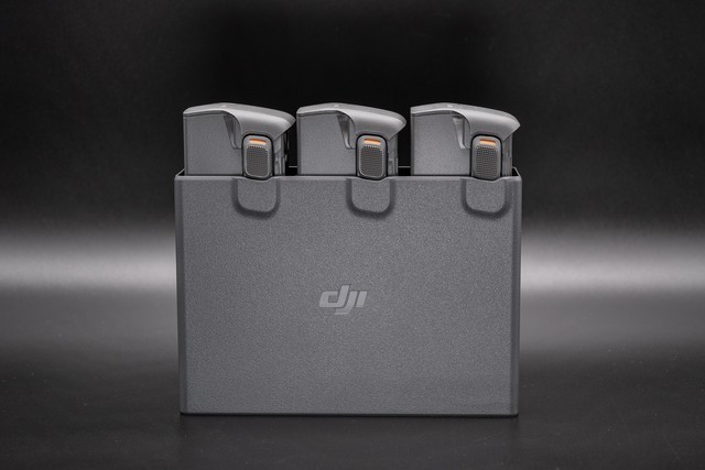 大疆Avata 2评测:新增一键花飞,自带桨保零基础上手的飞行体验无人机