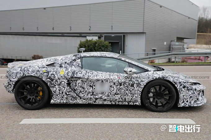 兰博基尼全新跑车内饰曝光换搭小排量引擎