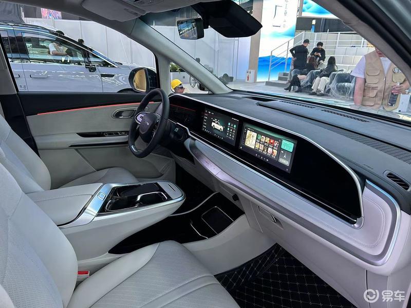 2024北京车展:上汽大通大家7超混/大家9超混预售19.99