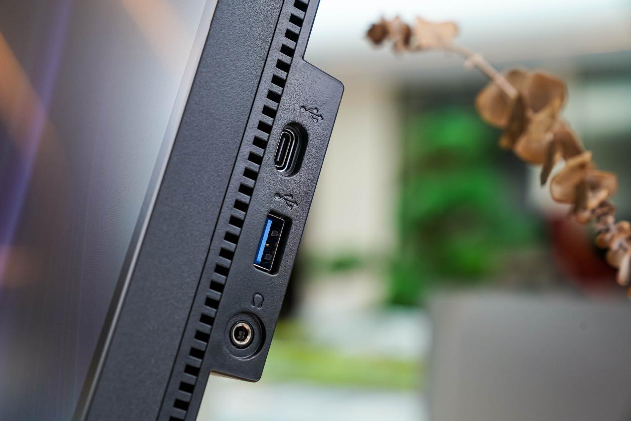 明基PD3206U显示器评测:软硬件协同的4K专业设计师显示器