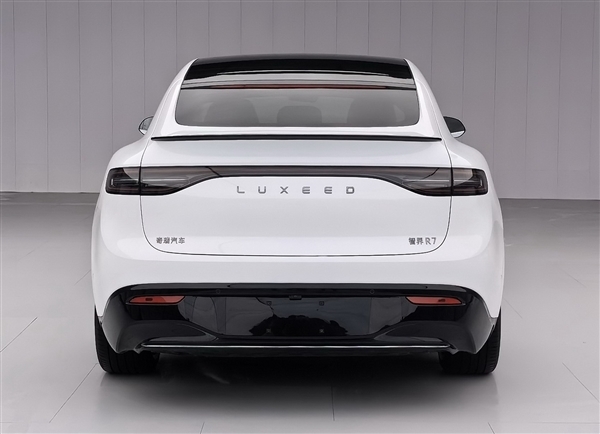 配1.5发动机 智界R7增程版核心参数曝光:百公里油耗仅5.68L