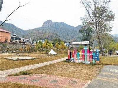 “乡野计划”在村子里打造的露营地