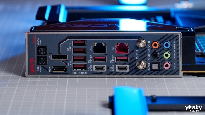 是用料旗舰 也是新一代性能旗舰 iGame Z890 VULCAN X V20主板评测