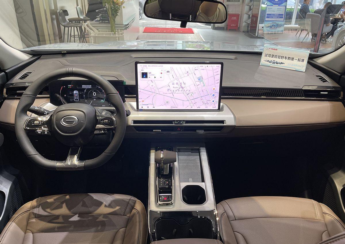 挂着GS4的名,其实是“影酷改”?传祺GS4 MAX实拍