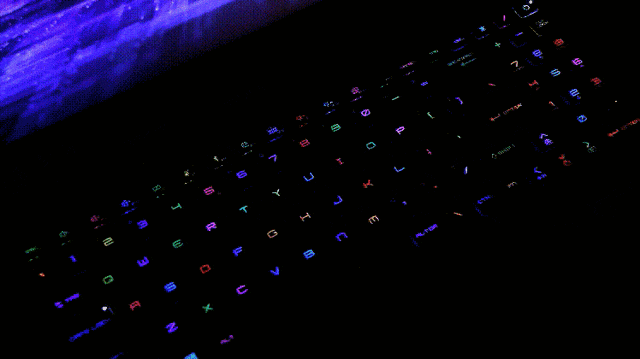 上手体验微星绝影16 AI Studio 2024:做工精湛 性能强悍的AI PC