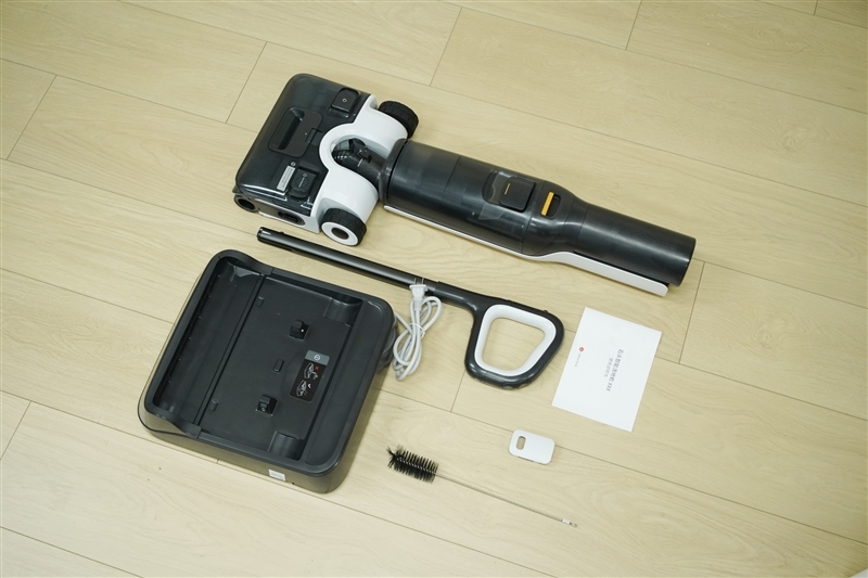 从源头阻断 不怕长发缠绕!石头洗地机A30 Pro评测:定好时间就能自己烘洗