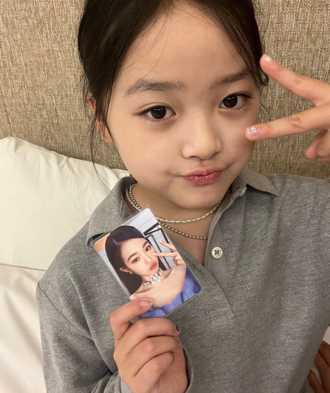 还记得表情包里的权律二吗？这是长残了？