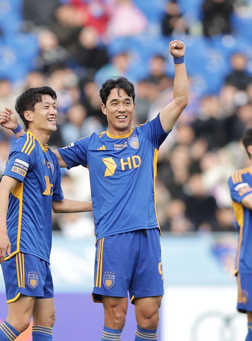 内战内行，外战外行？蔚山HD获K联赛三连冠，但球队现在亚冠垫底_凤凰网