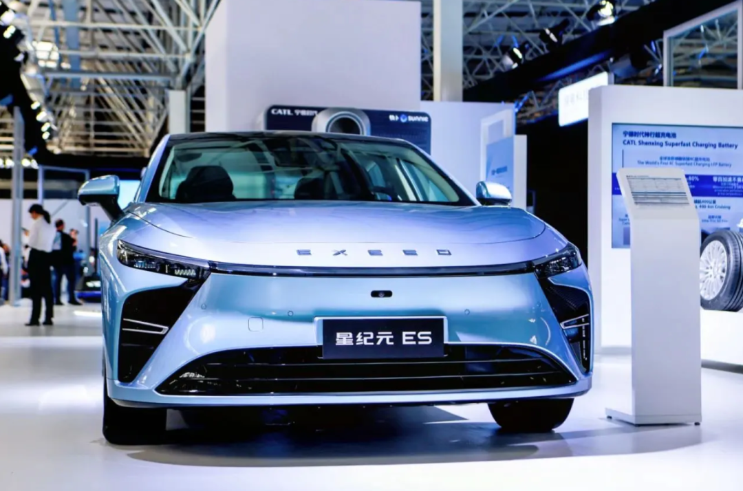 疯狂2023丨这十位汽车风云人物,值得掌声一片