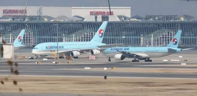 停在仁川国际机场的大韩航空客机资料图 图源:韩媒
