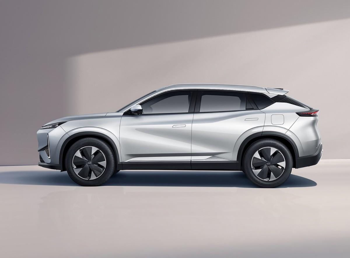 混动家用SUV成为主流 怎么选更实用?东风风神L7对比银河L7